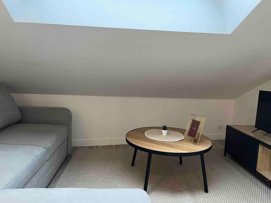 Duplex Place Du Martroi Orleans Ngoại thất bức ảnh